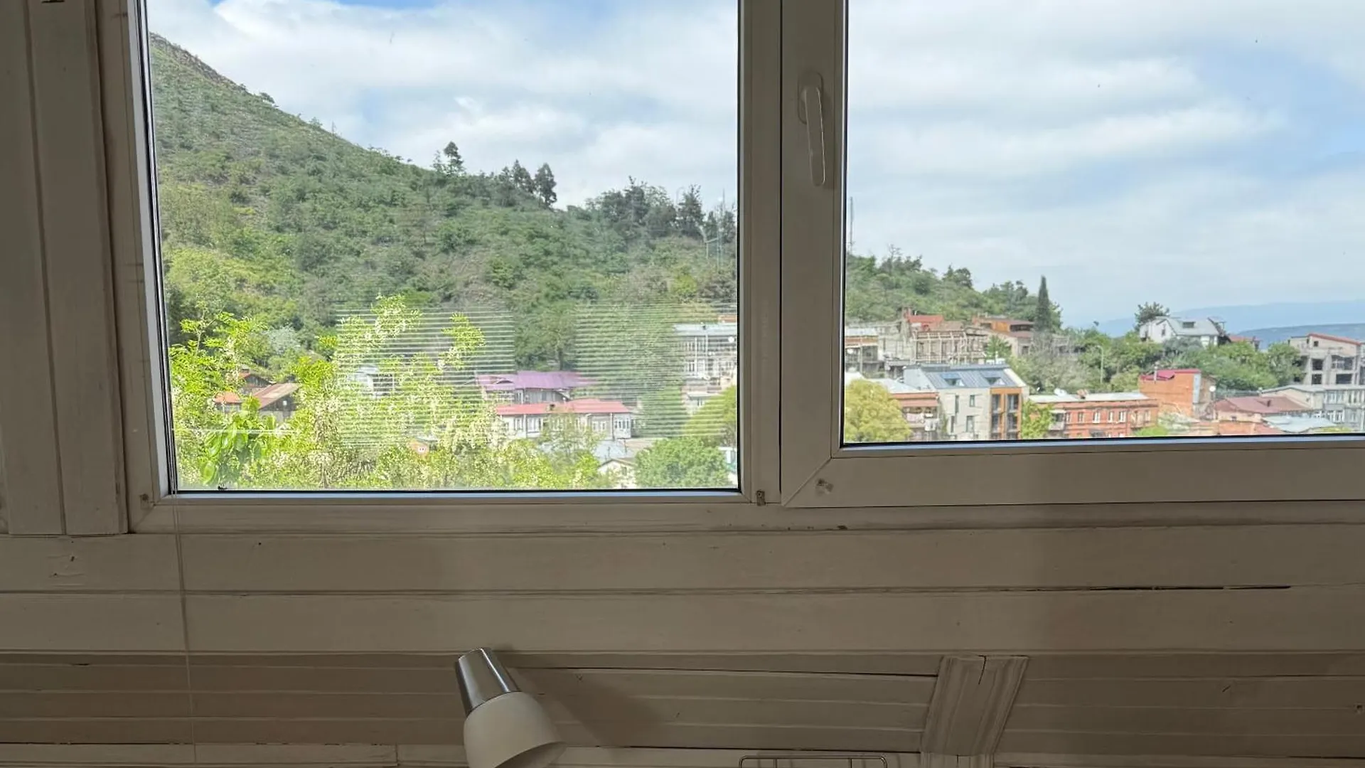 Studio In Old Tbilisi Apartment